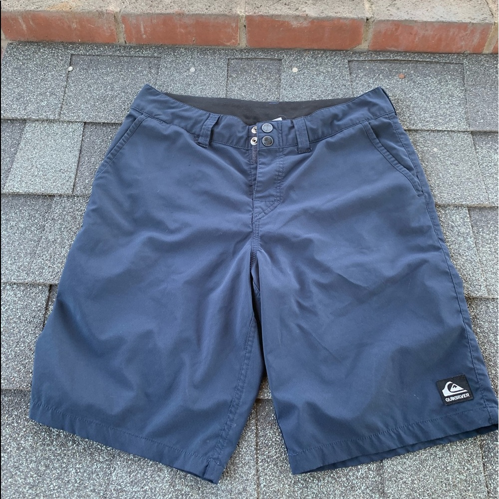 Men’s / Boys quicksilver navy blue swim trunks